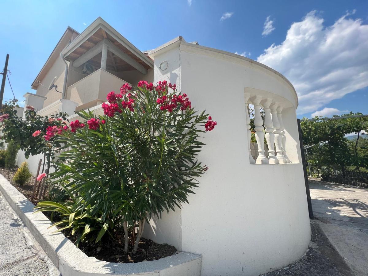Netho Apartments Brda Mrcevac Ngoại thất bức ảnh